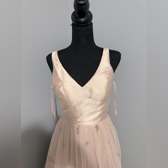 City triangles light pink sparkly prom dress. Size 3. - Picture 4 of 5